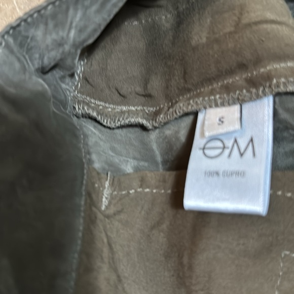 Objects without meaning, silk pleaded front size, small pants - Picture 3 of 4